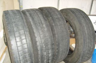 285 75 R24 5 Toyo M627 Commercial Truck Drive Tire