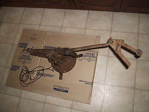 ANTIQUE CAST IRON REMINGTON ARMS EXPERT TRAP THROWER MADE IN THE U S A