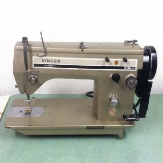 Singer 20u33 Commercial Industrial Sewing Machine Machine Only No