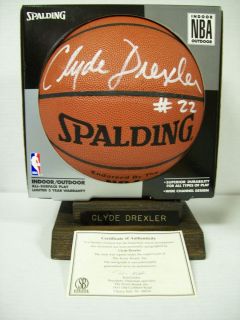 Clyde Drexler Signed Autographed Spalding Basketball Certificate