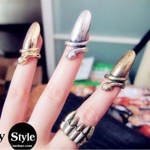 Lady Gaga Fashion Punk Cool Finger Nail Snake Design Rings Gold Silver