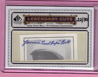 2009 SP LEGENDARY CUTS JAMES COOL PAPA BELL AUTOGRAPHED