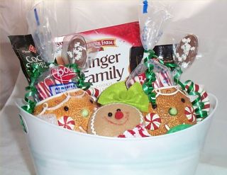 Gingerbread Cookie Gift Basket Cookies Mugs Choc Spoons Cocoa