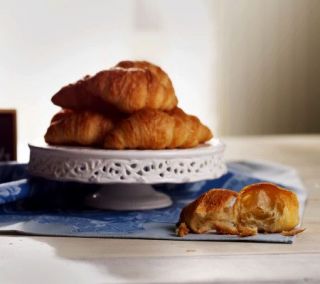 Authentic Gourmet 30 pc. Mini Croissants Auto Delivery —