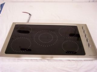 New Fisher Paykel 36 6 Burner Electric Cooktop w Stainless Steel Trim