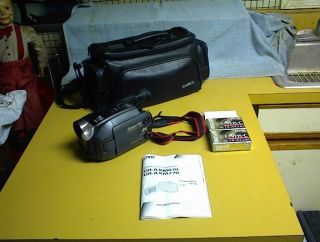JVC COMPACT VHS Camcorder GR AXM670U Home Movie Camera Recorder