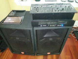 DJ Equipment JBL JRX 115 Crown XLS 402 Numark DM 1295