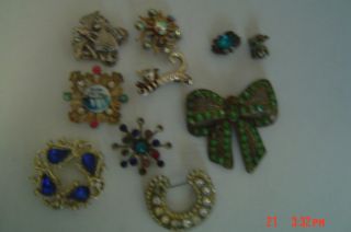 JUNK DRAWER LOT PINS RHINESTONES AND NICE LOT ESTATE FIND 167