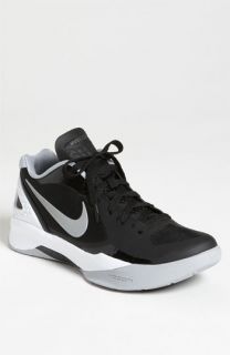 Nike Hyperdunk 2011 Low Basketball Shoe (Men)