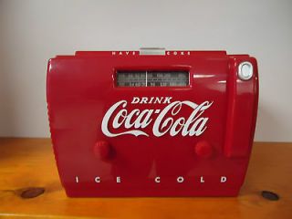 Coca Cola Old Time Cooler AM/FM Radio with Cassette Player
