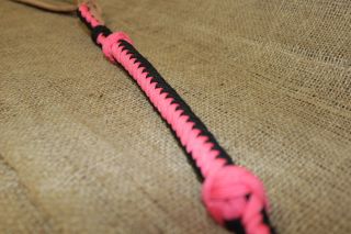 PINK AND BLACK NYLON BRAIDED QUIRT 3106WD