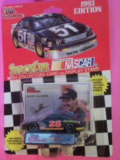 RACING CHAMPION 28 DAVEY ALLISON WITH COLLECTOR CARD STAND 1 64 SCALE