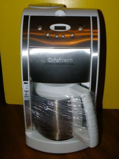 CUISINART DGB 600BCW GRIND & BREW THERMAL COFFEE MAKER (Built in