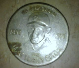 MLB Kiki Cuyler RARE 1950s Token 50 Cent Coin Cubs