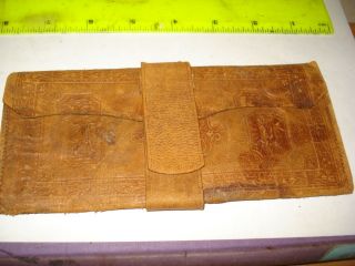MID 19TH CENTURY CIVIL WAR TOOL DECORATED LEATHER WALLET RUNNING DOGS