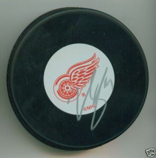 Ville Leino Signed Detroit Red Wings Puck w COA