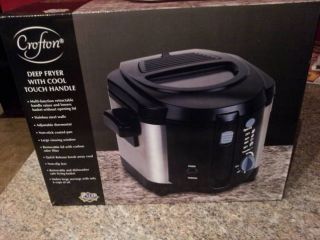 New Crofton Deep Fryer with Cool Touch Handle New in Box