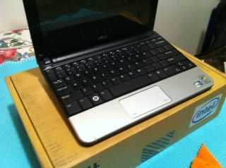 Dell Mini 1010 Netbook WITH BUILT IN TV TUNER and GPS XP HOME EDITION
