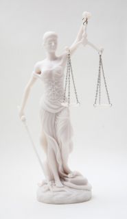 STANDING LADY JUSTICE.DIKE GODDESS THEMIS STATUE.LEAGL/LAW FRIM/LAWYER