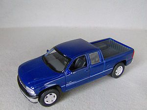 1998 Chevy 1500 Silverado Pickup Truck   Diecast   Blue  127