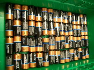  Lot of 60 Duracell Ultra 123 CR123 3v Battery