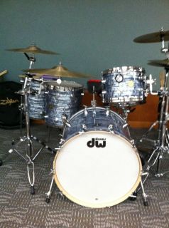  Drum Workshop DW Jazz Series Drum Set