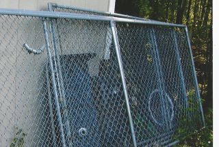  Chain Link Dog Kennel