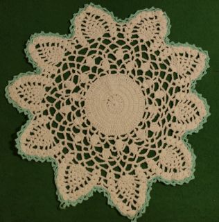  White Crocheted Doily Country Victorian Style Dresser Scarf