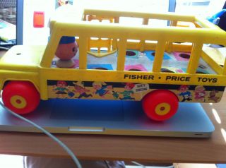   Price School Bus Wooden Plastic Pull Toy NO String East Aurora NY
