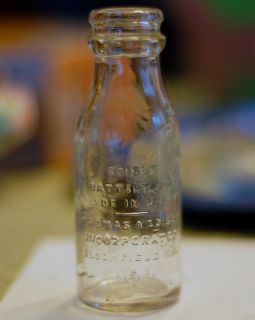 Vintage Thomas Edison Battery Oil Glass Bottle Railroad Bloomfield NJ