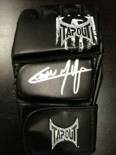 Edson Barboza Signed Tapout Glove MMA UFC WEC Pride Dream Strikeforce