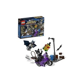LEGO DC Universe 6858 Catwoman Catcycle City Chase