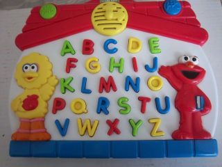  Sesame Street Big Bird Elmo Learn Alphabet Electronic Mattel 1997 Tyco