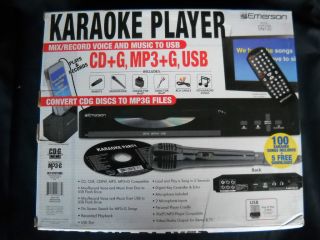 Emerson Karaoke Player GQ100 CD G  G USB w Micraphone AV Outputs