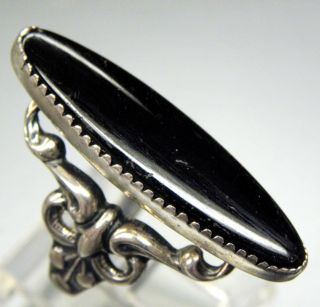   INSPIRED BEAU STERLING SILVER BLACK ONYX SWIRL DESIGN ELONGATED RING