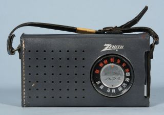  Vintage Zenith Royal 810 Am FM Transistor Radio