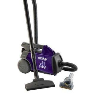 pet lover canister vacuum cleaner 3684f item is used and in excellent