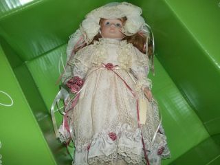  Genuine Porcelain Doll Dynasty Collection