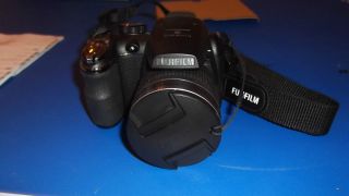 Fujifilm FinePix S4000 S4080 14 MP 30x Opt Zoom Digital Camera Black