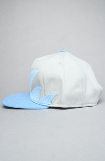 Mitchell & Ness The Houston Oilers Sharktooth Snapback Hat in Baby