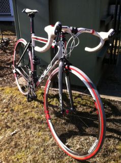 2011 Felt Bicycles F3 Road Bike 56cm   BRAND NEW PARTS