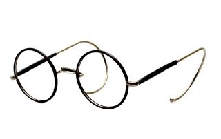  eyeglasses w. black windsor rims and silver curled temples L13K