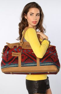 Pendleton The Weekender Bag in Red Concrete