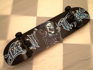 Lethal Threat Grim Reaper Flip Off Complete Skateboard The Finger