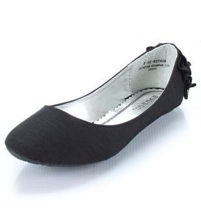  your day with this stylish and comfy ballet flats featured round