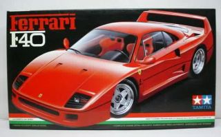  24077 1/24 Scale Model Sport Car Kit Ferrari F40 Supercar NIB Vintage