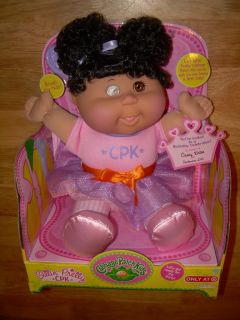  SITTIN PRETTY CPK Cabbage Patch Kids Doll w/ Black Hair & Brown Eyes