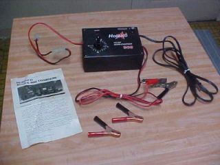 You are bidding on a Hobbico 900 AC/DC auto chArger. It is in