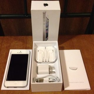 Apple iPhone 5 (Latest Model)   16GB   White & Silver (Factory