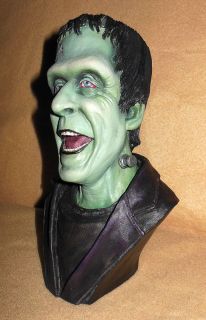  Munster 7 Bust w Professional Paint Resin RARE Fred Gwynne
